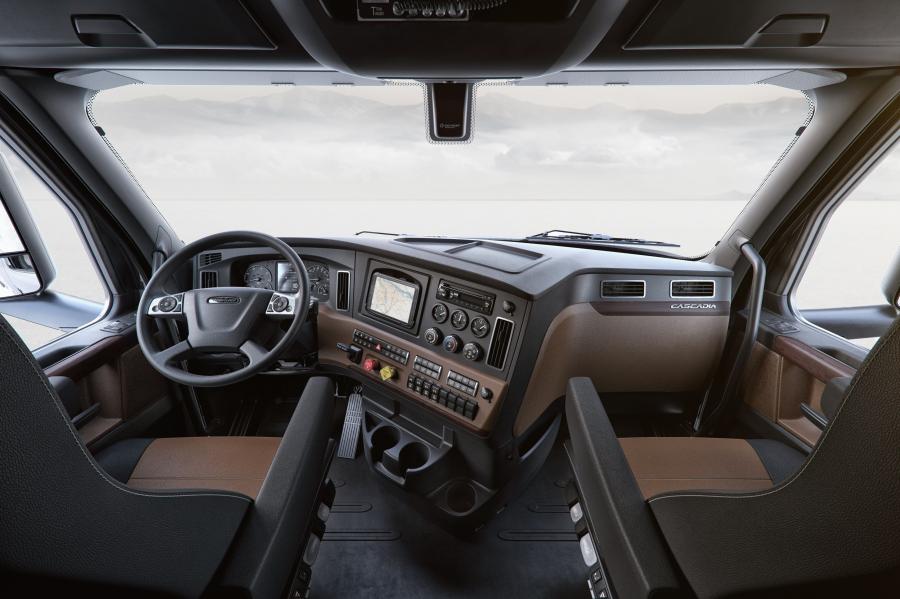 Торпедо Freightliner Cascadia Raised Roof 2016 года  (фото 6 из 13)